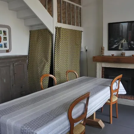 Vakantiehuis Maison De Village Spacieuse Et Confortable Le Gué-de-Velluire