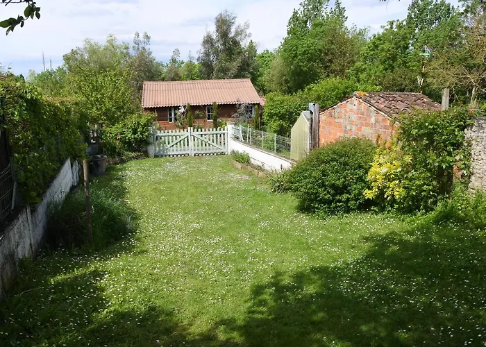 度假居 Maison De Village Spacieuse Et Confortable *